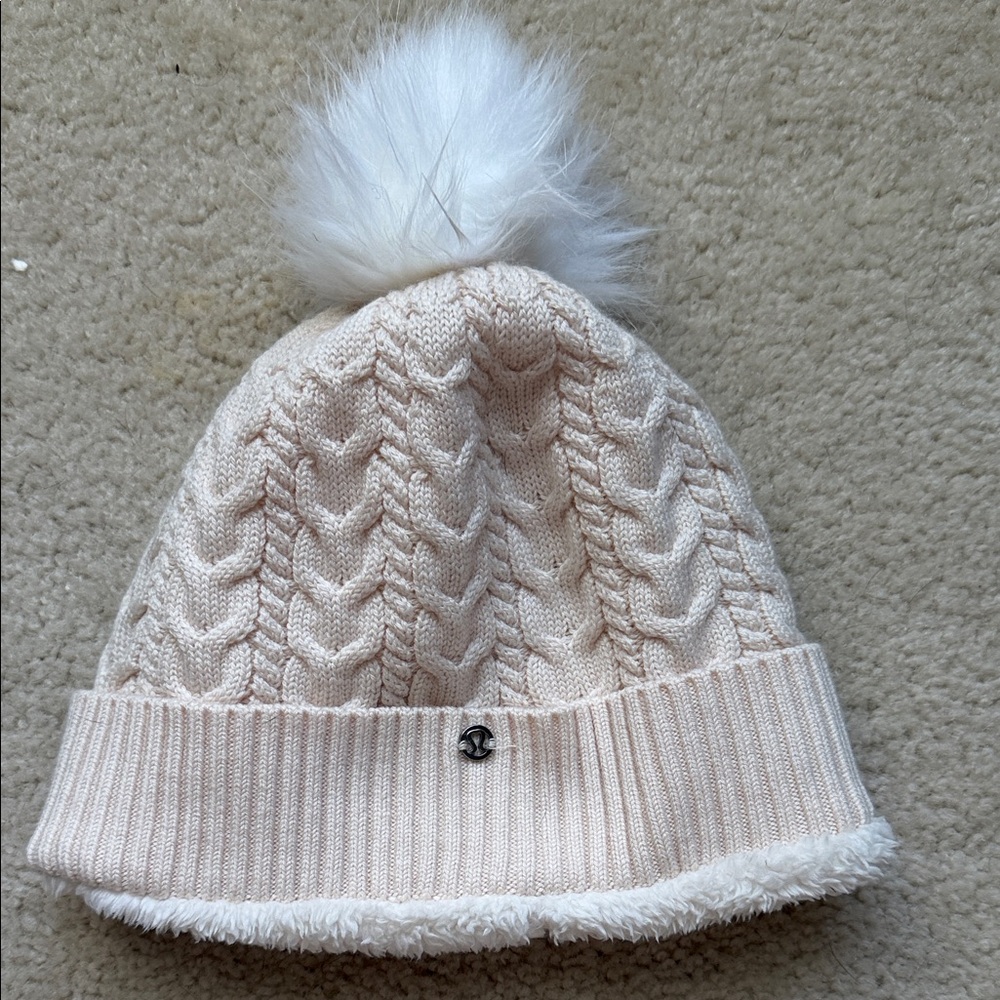 Lululemon lined Knit Beanie with Pom Pom